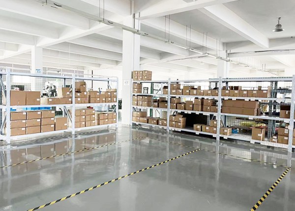 warehouse-display